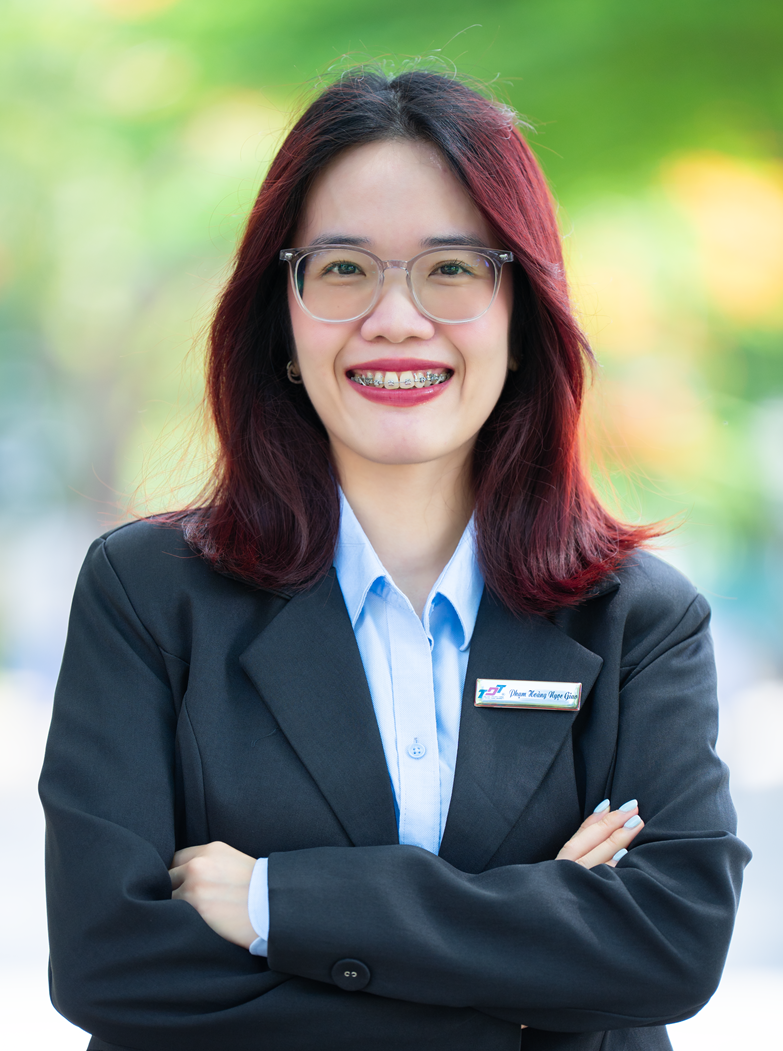 Cô Phạm Hoàng Ngọc Giao