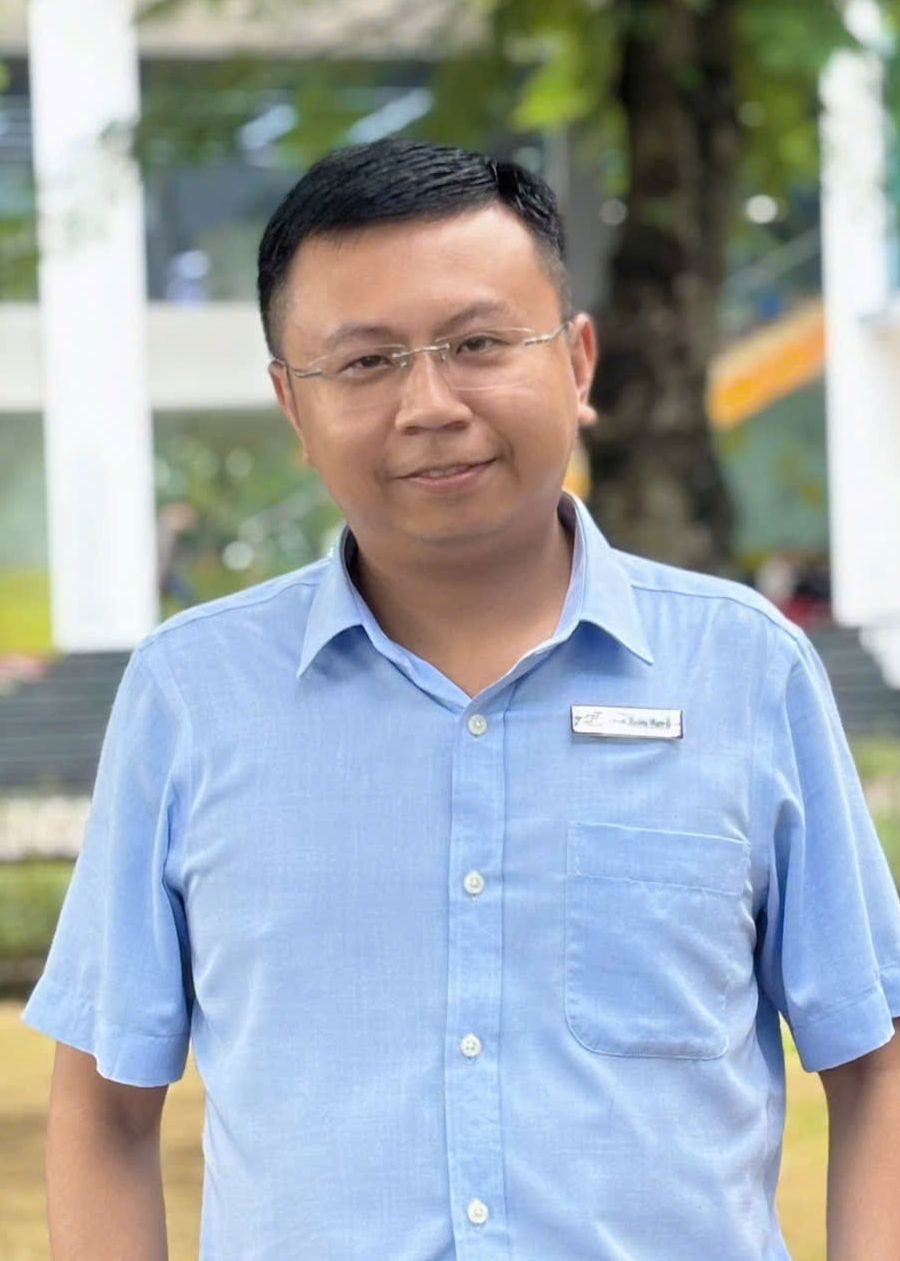 Thầy Giang Châu Đại