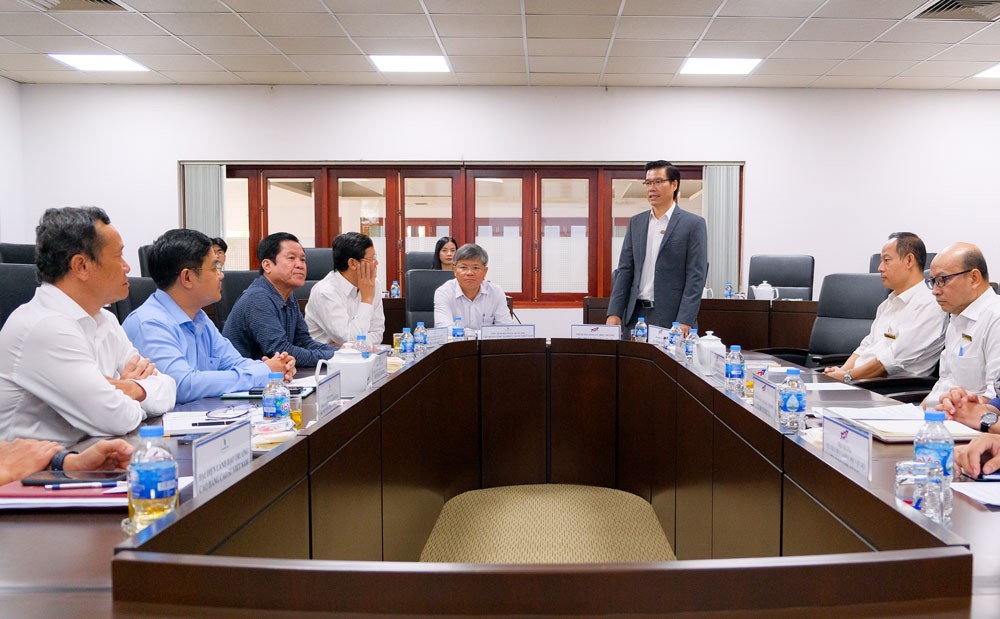 TS. Trần Trọng Đạo - Hiệu trưởng TDTU phát biểu chào mừng.