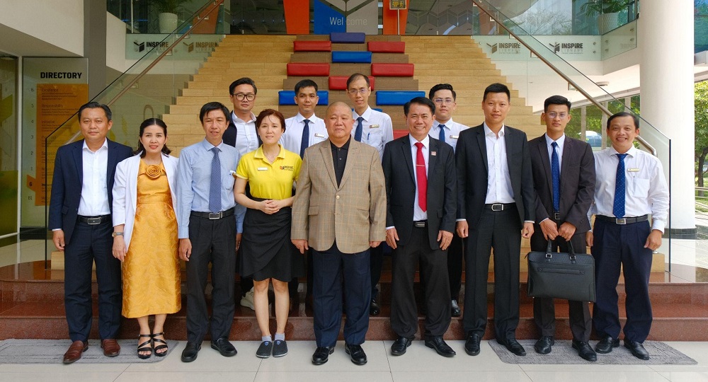 Đoàn Công ty Cổ phần Tập đoàn Hoa Sen tham quan TDTU.