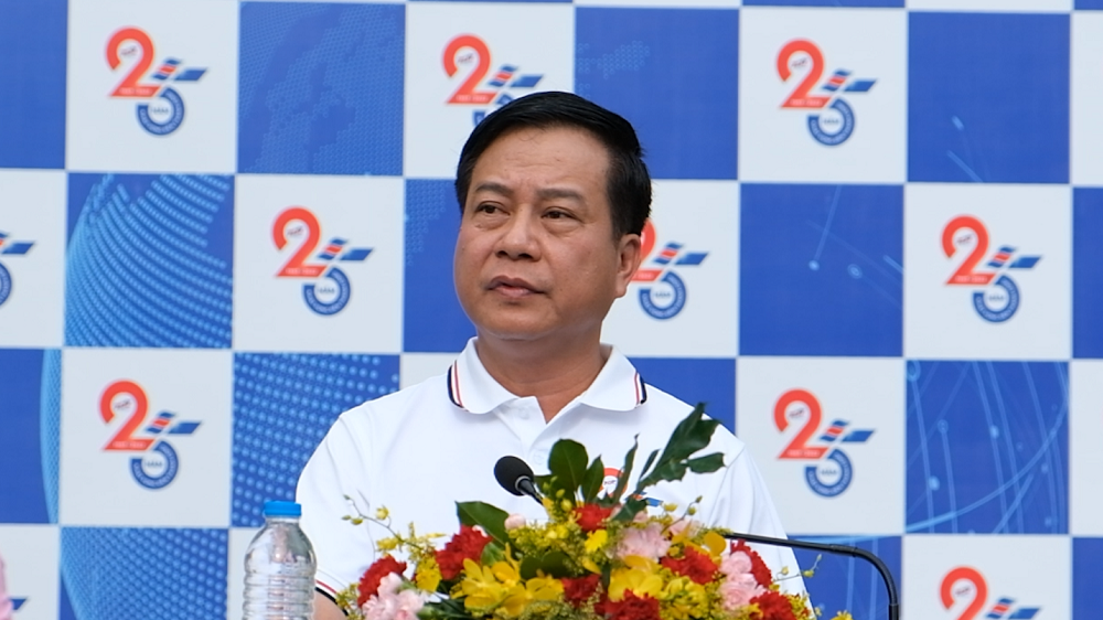 TS. Vũ Anh Đức - Bí thư Đảng ủy, Chủ tịch Hội đồng trường phát biểu khai mạc.