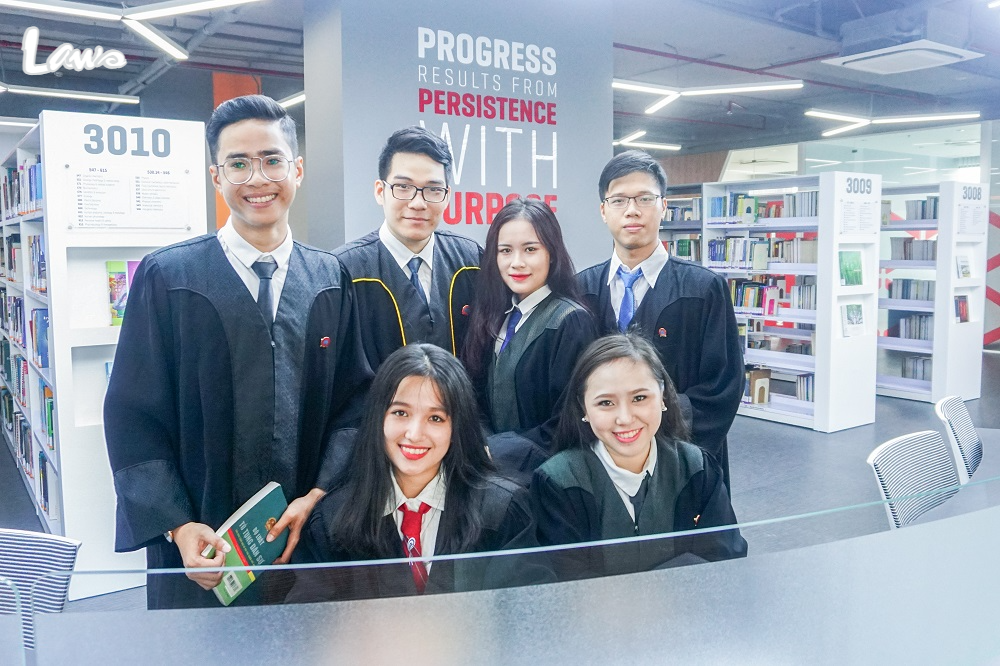 Nhóm ngành xã hội nhân văn và mỹ thuật